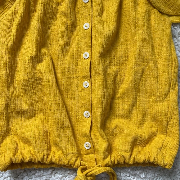 Texture & Thread Madewell Yellow Off The Shoulder Top - Picture 4 of 5